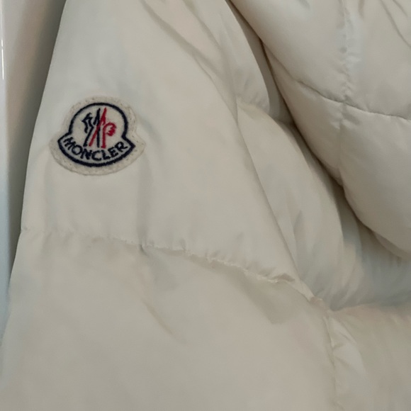 Moncler white short down coat - Picture 5 of 11